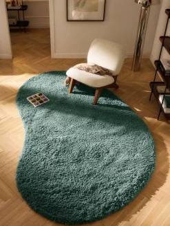 Alfombra artesanal con forma orgánica Tully