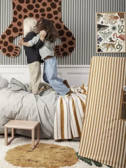 Alfombra artesanal de lana Fruticana