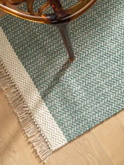 Alfombra corredor artesanal de lana con flecos Kim