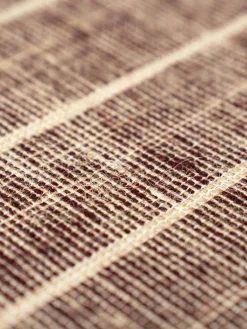 Alfombra de pelo corto con flecos diseño Folkform Monochrome