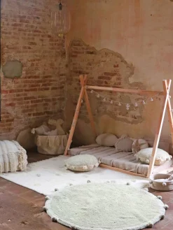 Alfombra infantil artesanal Hippy Dots, lavable