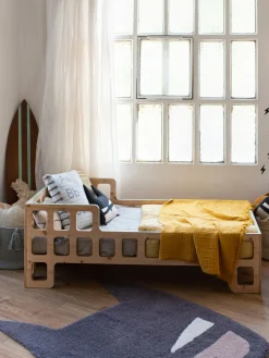 Alfombra infantil de lana artesanal BatBoy, lavable