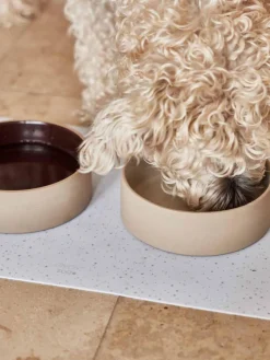 Alfombrilla para comedero de mascotas Koko