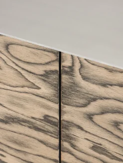 Aparador de madera de mango Ako