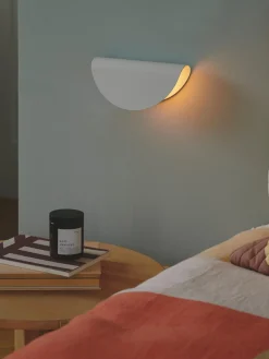 Aplique con enchufe Model 2110