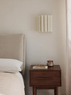 Aplique de lino Lucina