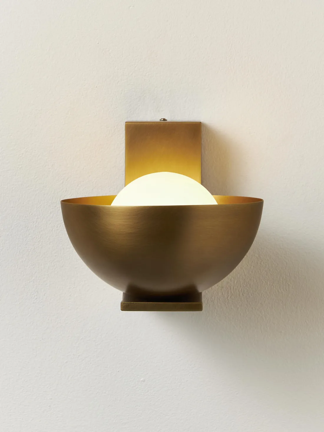 Aplique de metal Collins