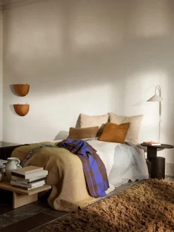 Aplique grande ajustable con enchufe Arum