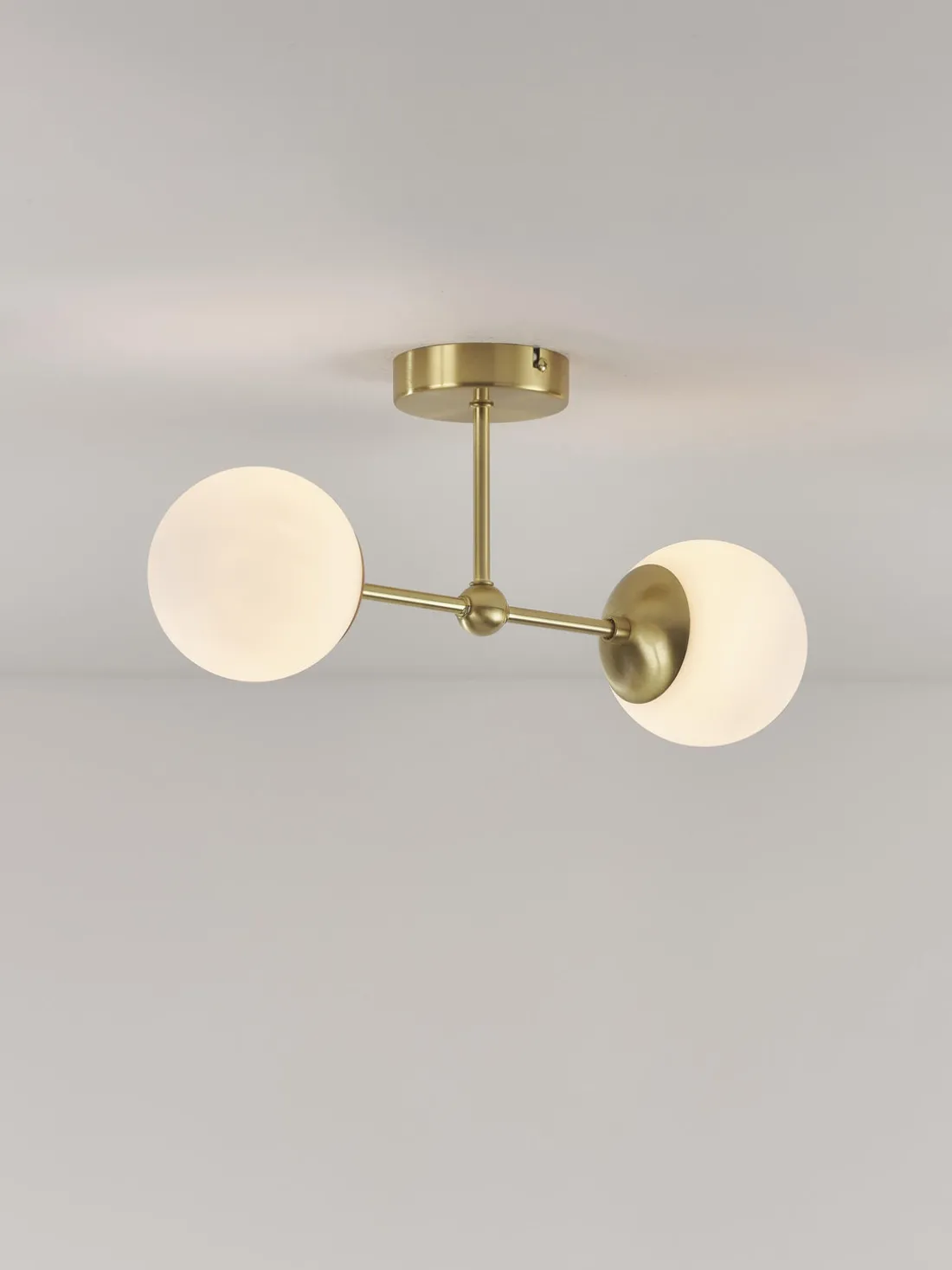 Aplique grande de vidrio opalino Beth