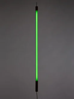 Aplique LED Linea, con enchufe