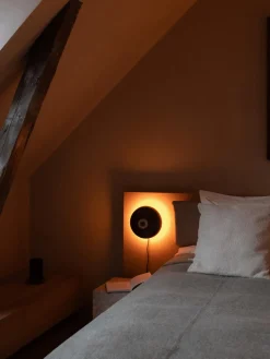 Aplique regulable de travertino Reverse