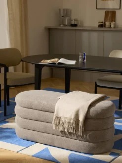 Banco tapizado con espacio de almacenamiento Alto