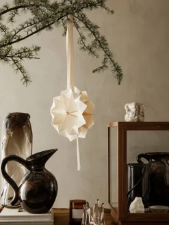 Base de vitrina de roble Miru