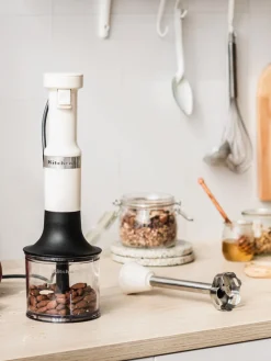 Batidora de mano con accesorios Artisan