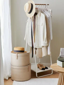 Burro de metal Tower