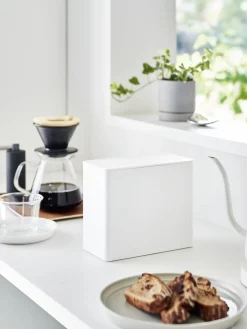 Caja para filtros de café de metal Tower