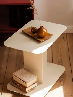 Camarera de metal HO