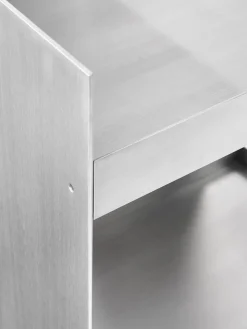 Camarera de metal Lager