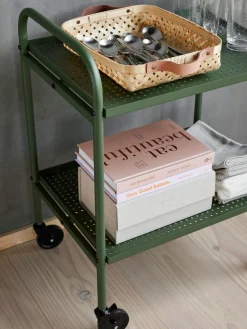 Camarera de metal Maki