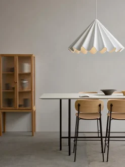 Chiffonnier de madera de roble Curiosity