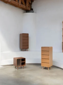 Cómoda de madera de fresno Rise