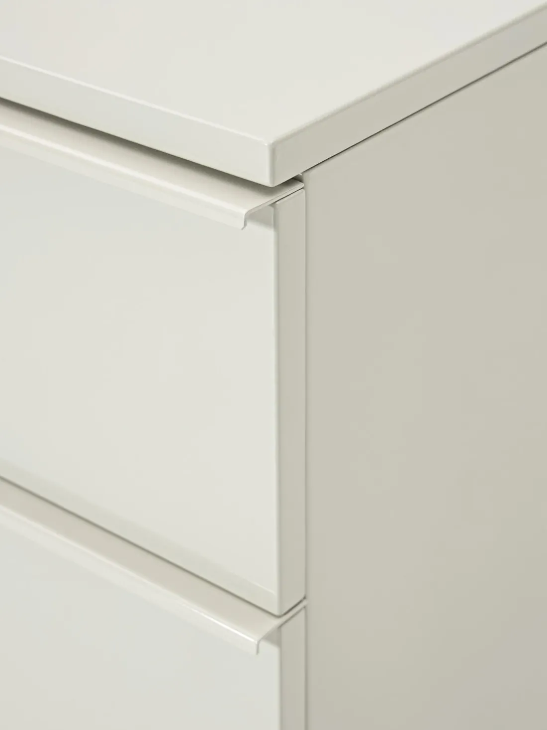 Cómoda de madera Elona