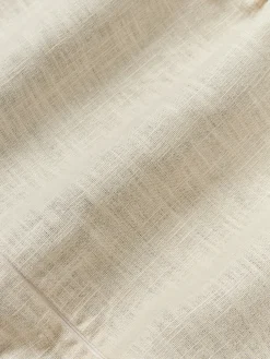 Cojín artesanal con flecos Mako