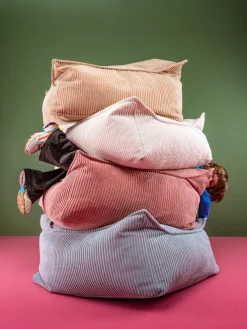 Cojín de suelo infantil de pana Sugar