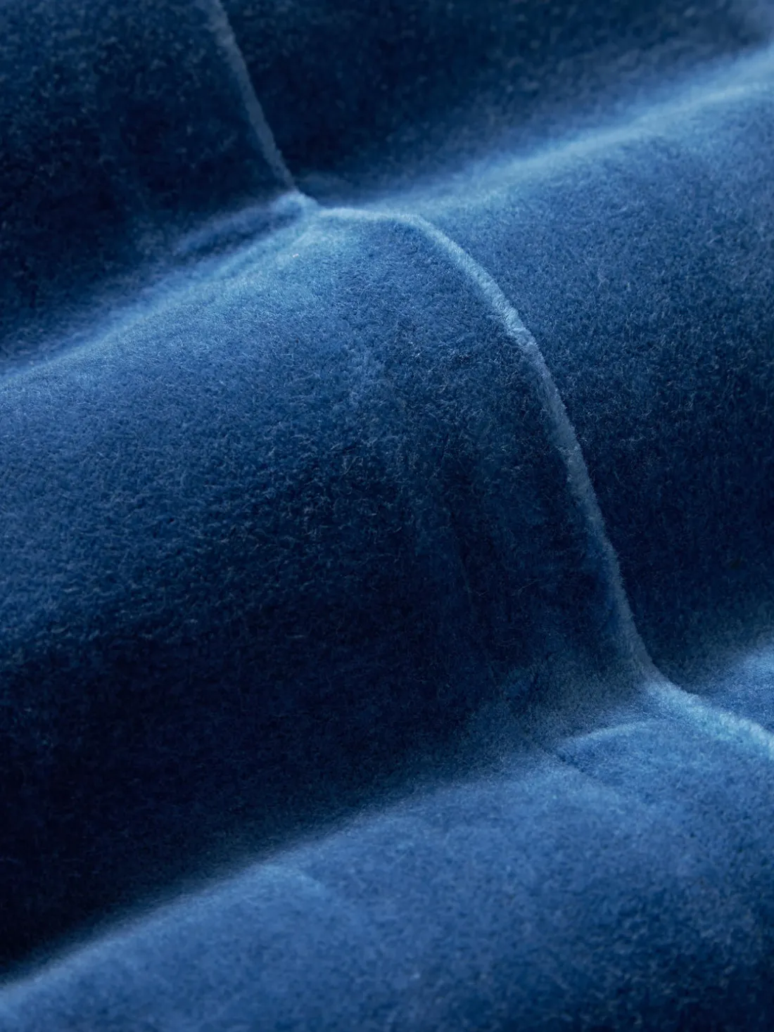 Cojín decorativo de lana artesanal Prozac