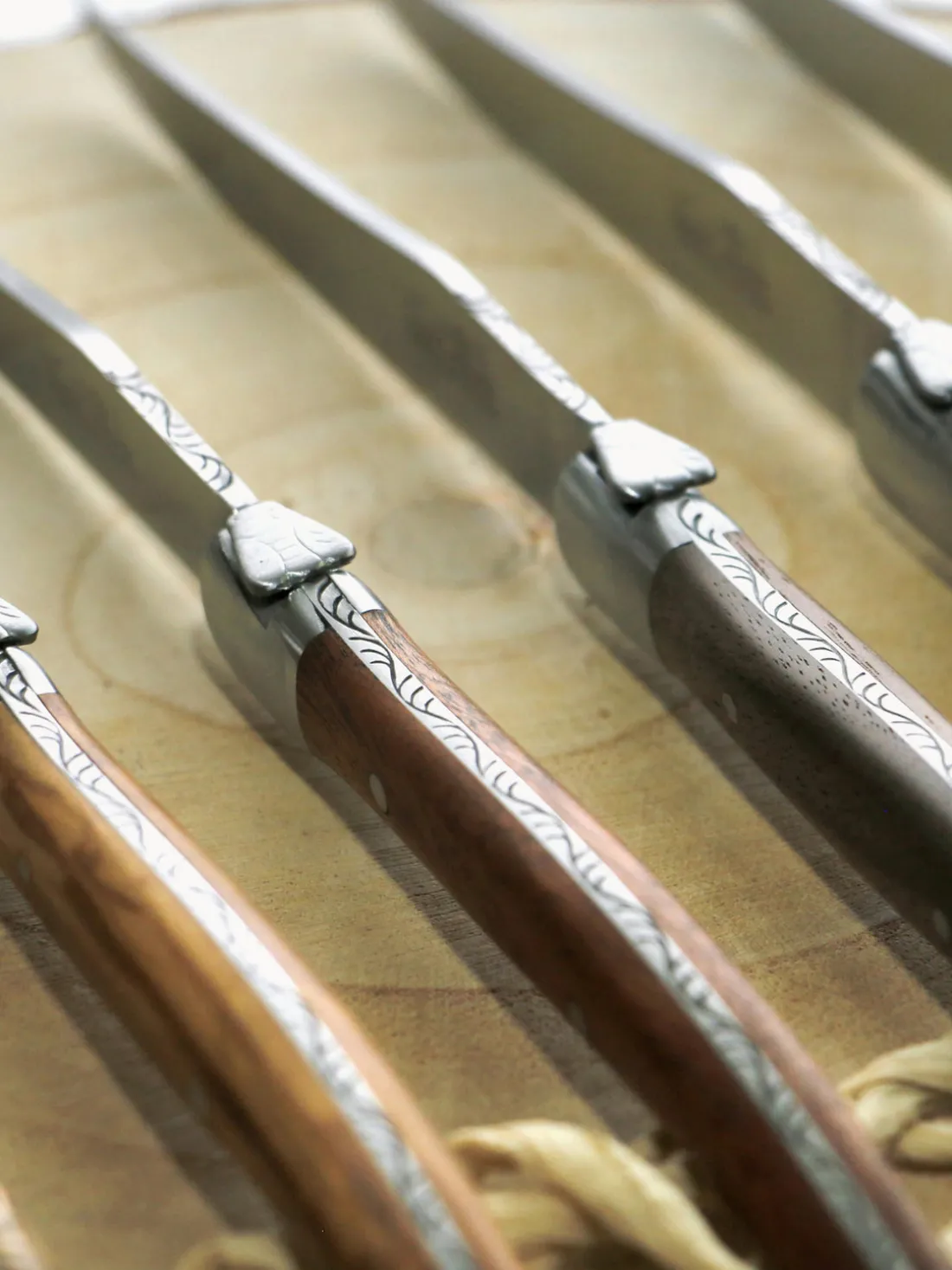 Cuchillos artesanales satinados Essentiel, 6 uds.