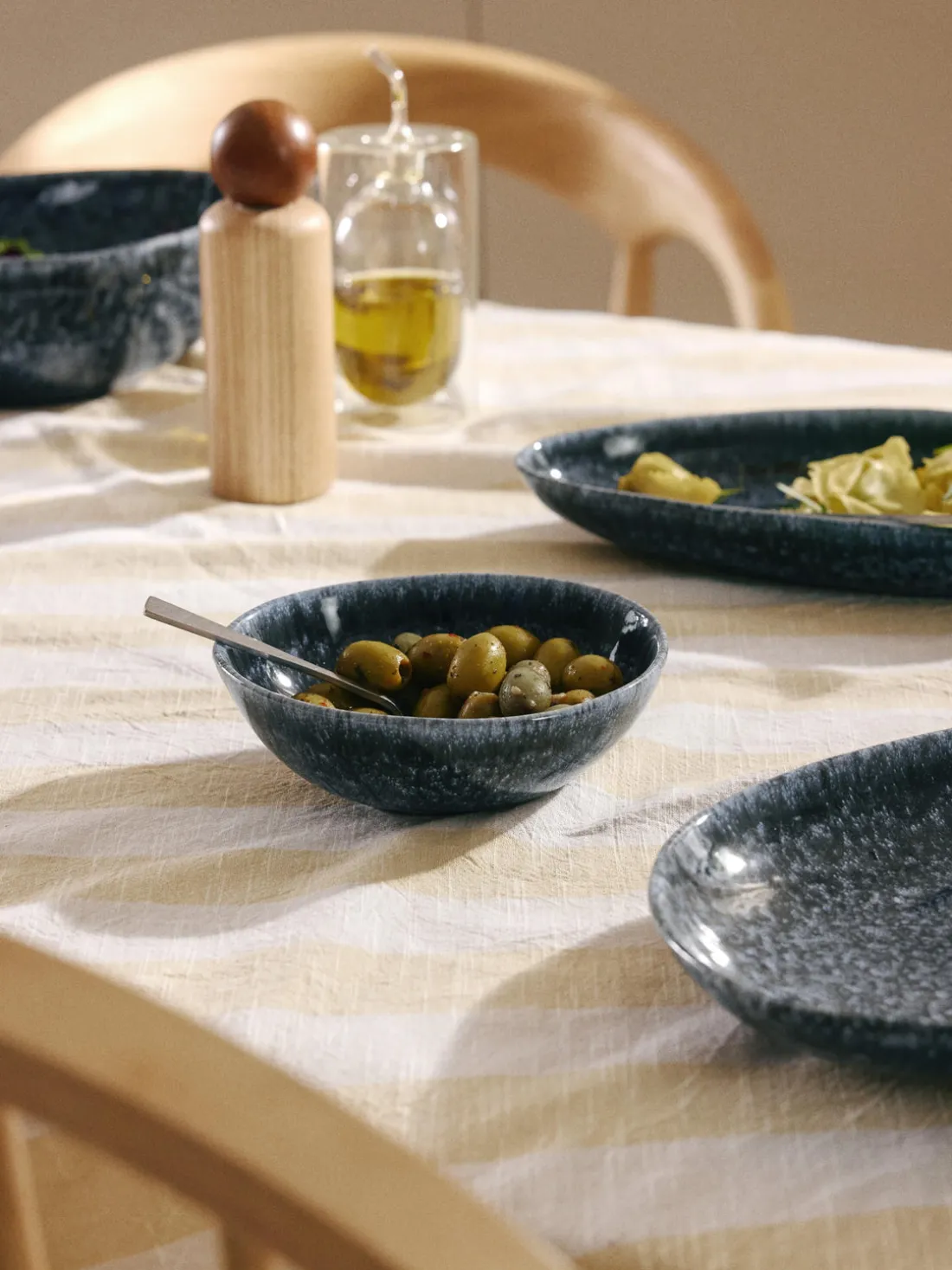 Cuencos artesanales en forma orgánica Macey, 4 uds.