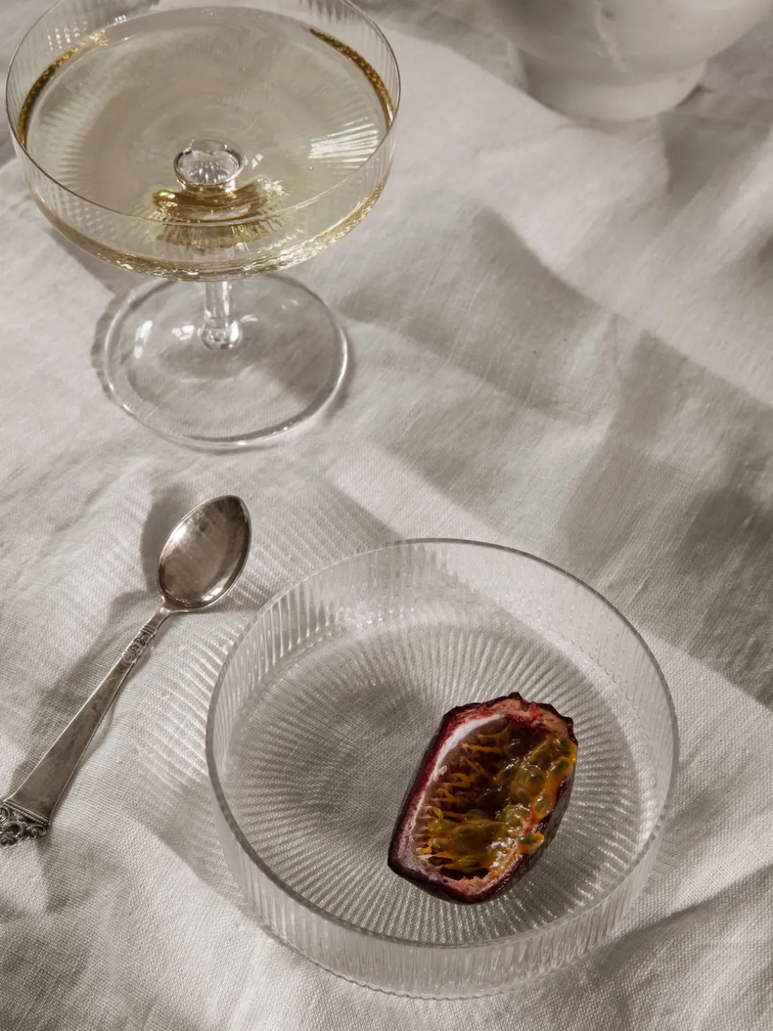 Cuencos soplados con relieves Ripple, 4 uds.