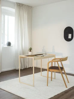 Escritorio artesanal de metal Donna