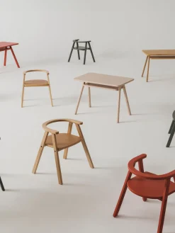 Escritorio infantil de madera de roble Growing Green