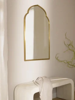 Espejo de pared arqueado Laviena