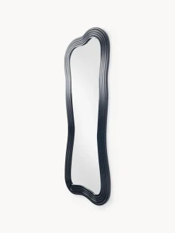 Espejo de pie con marco ondulado Cosimo