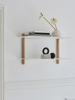 Estante de pared de madera de roble Nivo