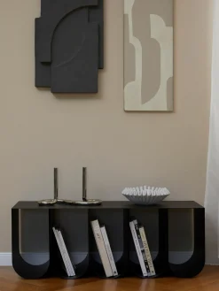 Estante de pared de metal Curved