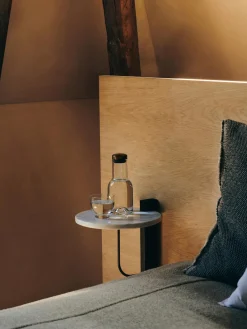 Estante de pared de mármol Corbel