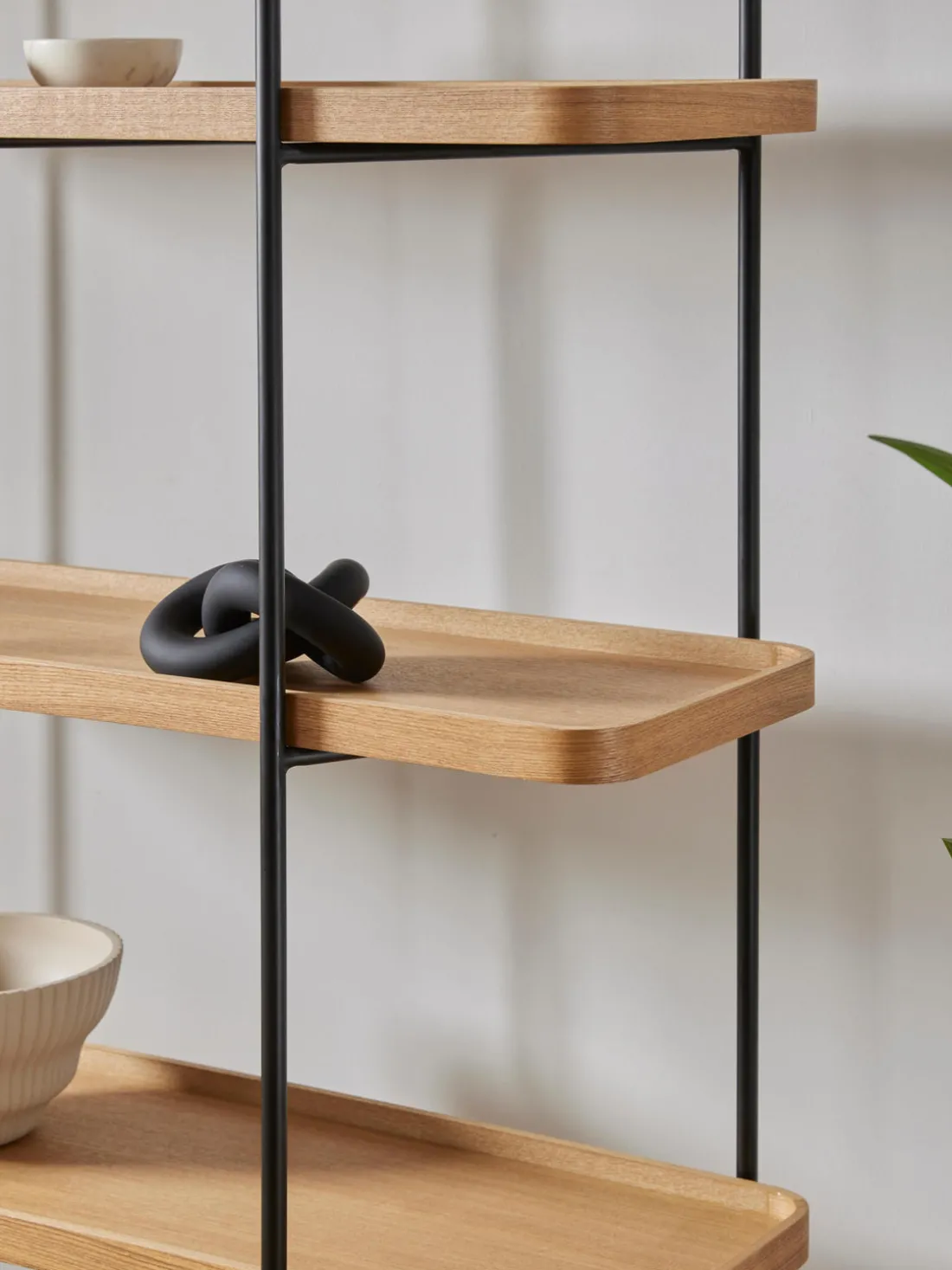 Estantería grande de madera Renne