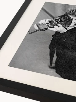 Fotografía enmarcada James Dean with Camera