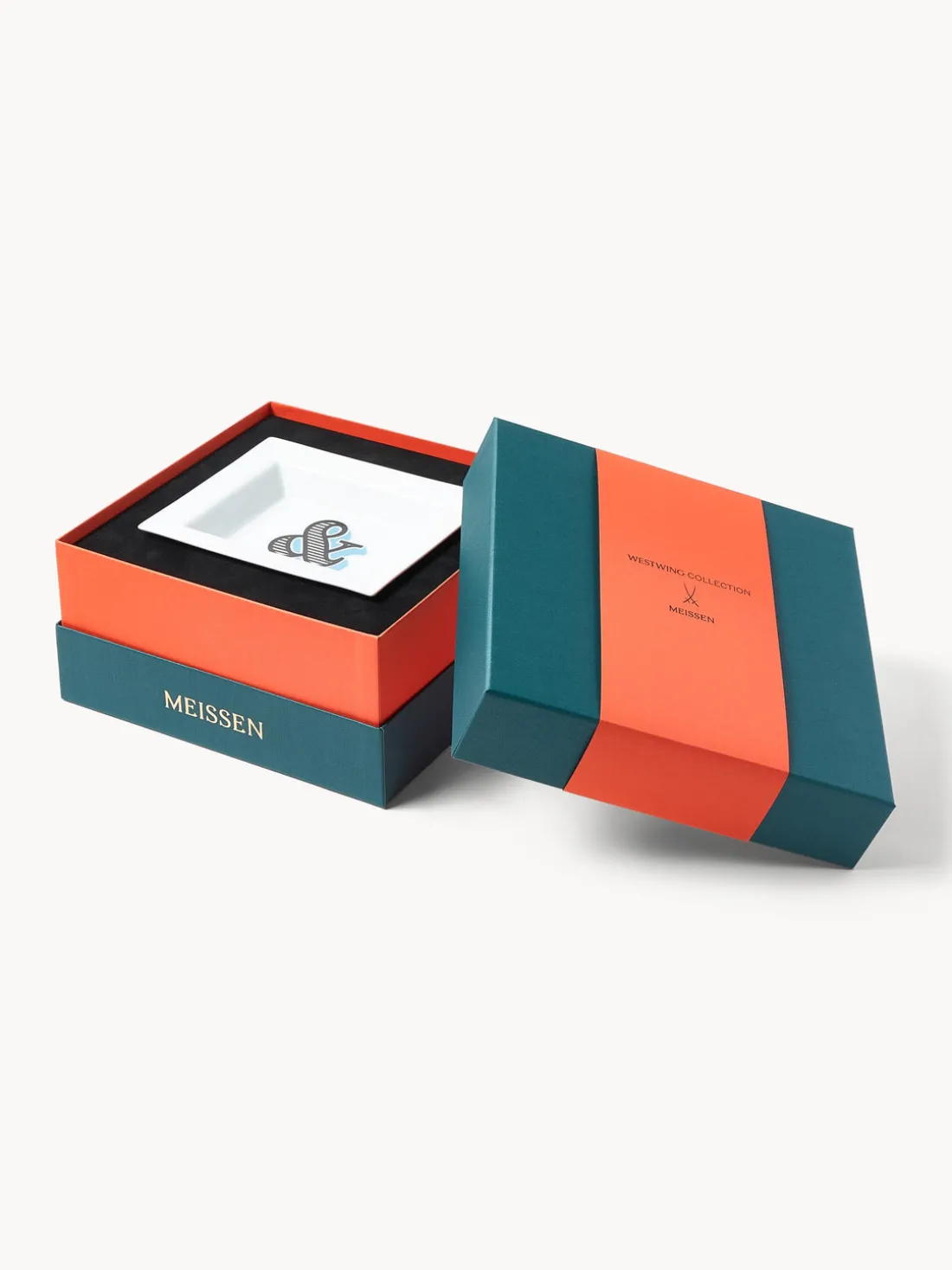 Fuente decorativa artesanal Westwing Collection | MEISSEN Initials