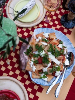 Fuente pintada a mano Armona