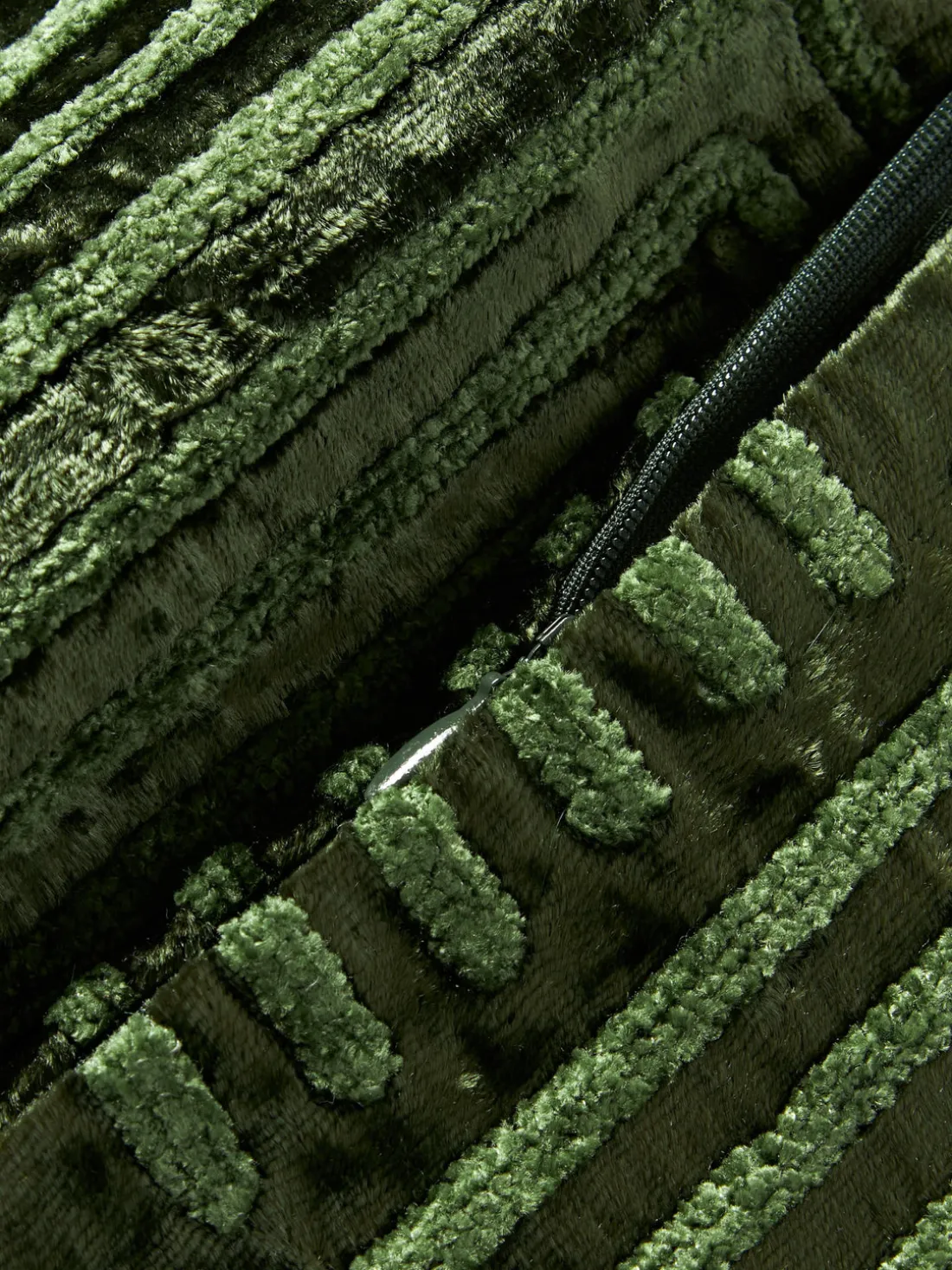 Funda de cojín de terciopelo con bordado de chenilla Stormi