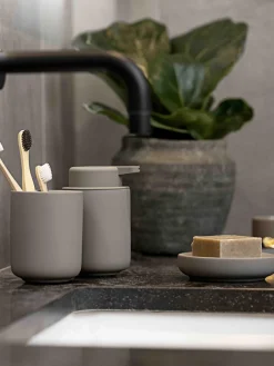 Jabonera con superficie suave al tacto Ume