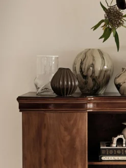 Jarrón artesanal con esmalte reactivo Wide, 15 cm