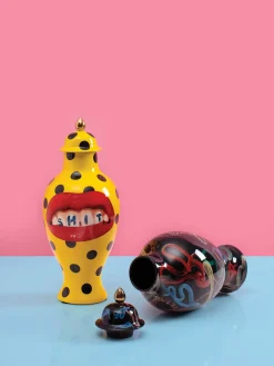 Jarrón de porcelana con tapa Toiletpaper, 47 cm