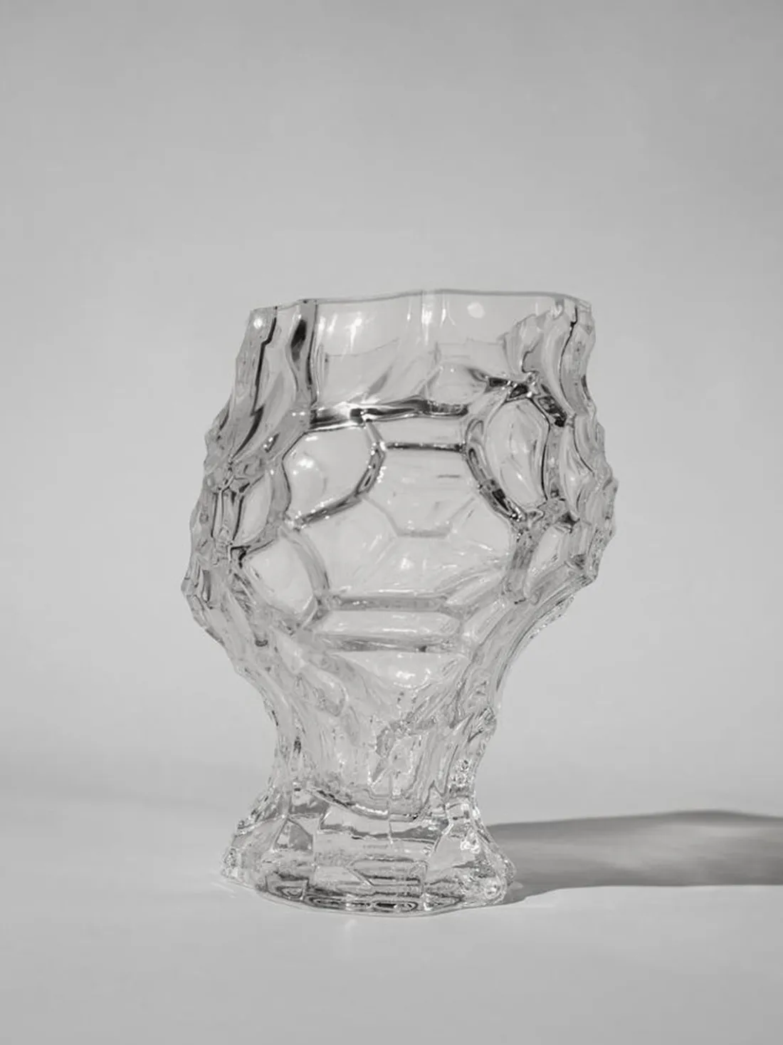 Jarrón de vidrio soplado Canyon, 18 cm