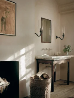 Libro ilustrado Rose Uniacke at Work