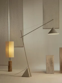 Lámpara de lectura grande de travertino Reyna